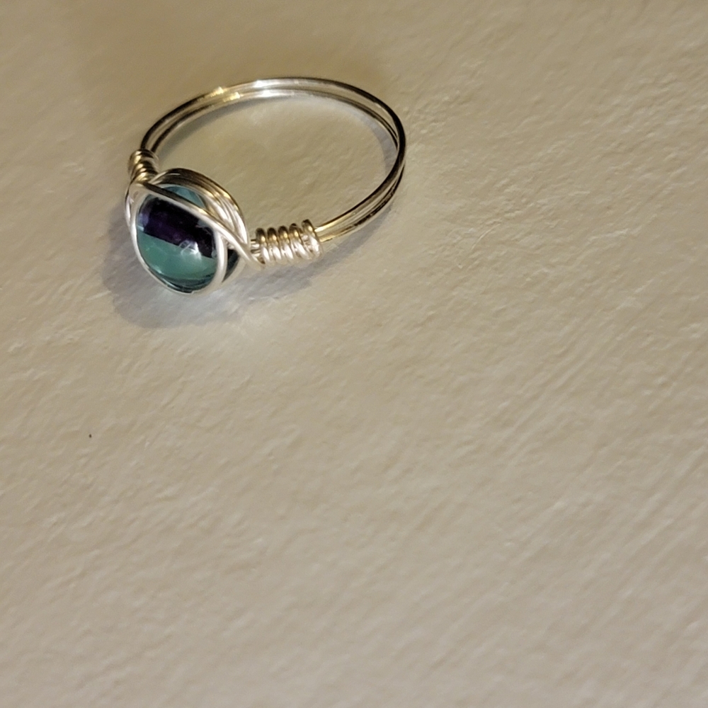 Silver Wire Wrapped Glass Bead Ring Size 8 - Picture 5 of 7